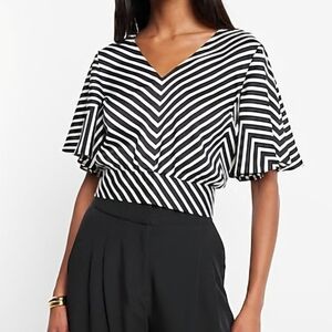 EXPRESS SATIN STRIPED V-NECK SHORT SLEEVE TIE BACK TOP